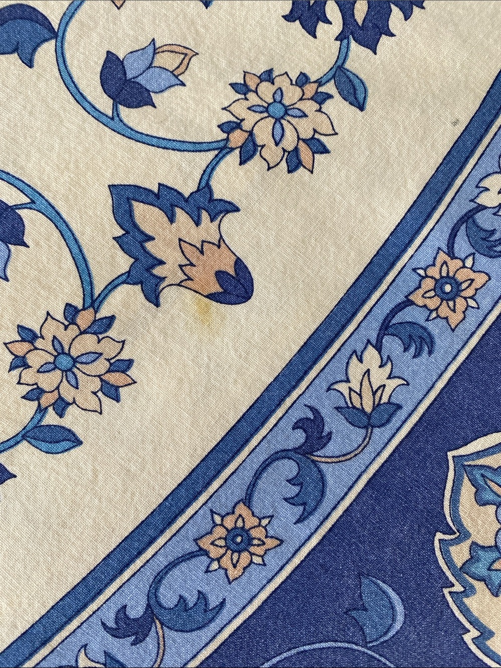 Blue and Cream Floral Paisley Vent du Sud Tablecloth - Picture 2 of 6